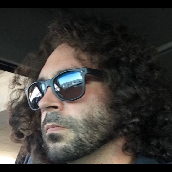 Meet your Posher, Anthony - Picture 4 of 4